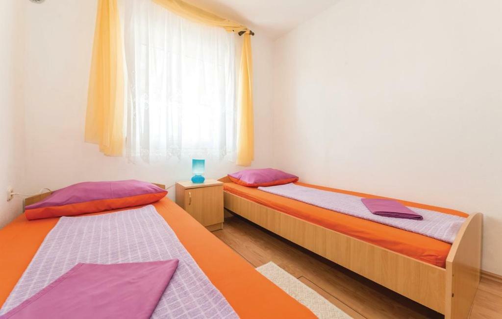 Apartments Mirjana - Stara Novalja Eksteriør bilde